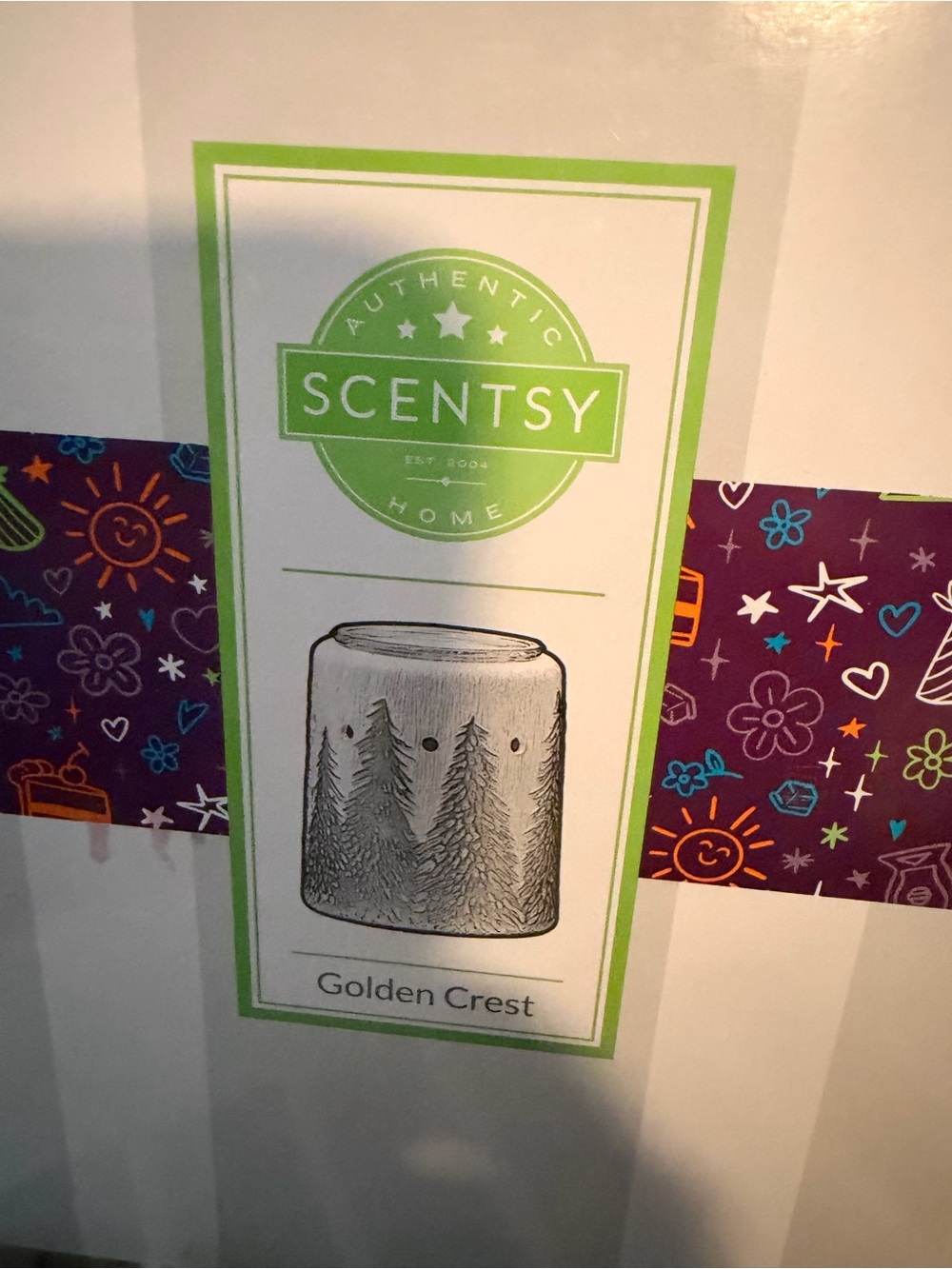 Scentsy Green Golden Crest Ceramic Warmer - Tree Motif